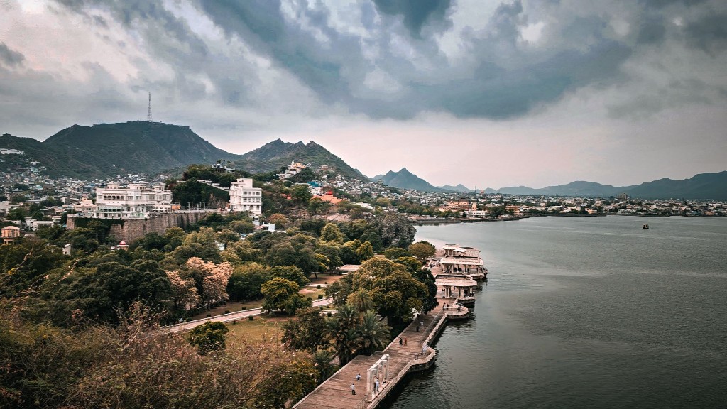 Nakki Lake Mount Abu surrounded by Aravalli hills