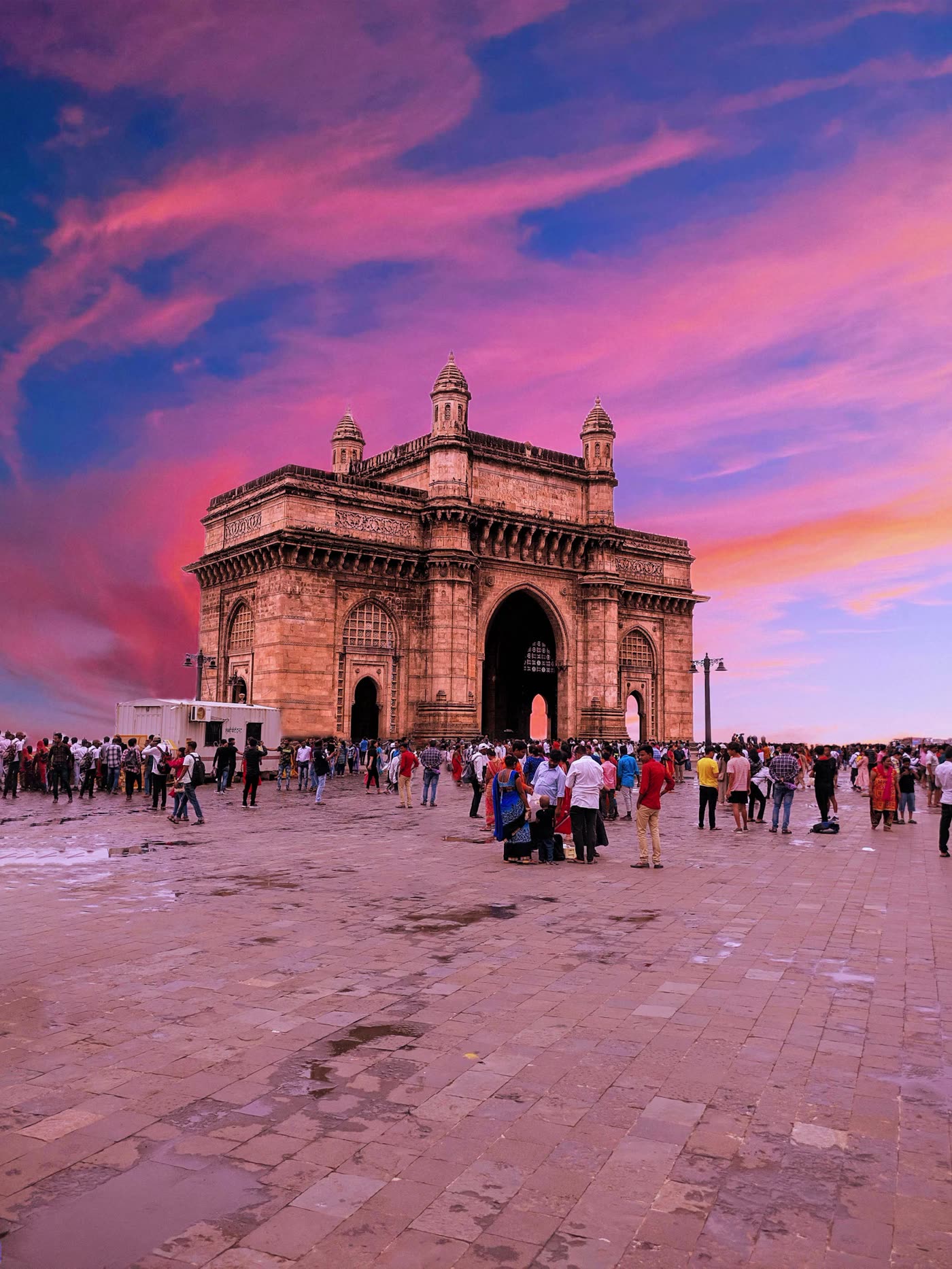 Mumbai Urban Escape
